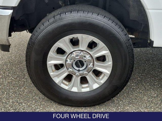 2020 Ford F-350 - $27,995