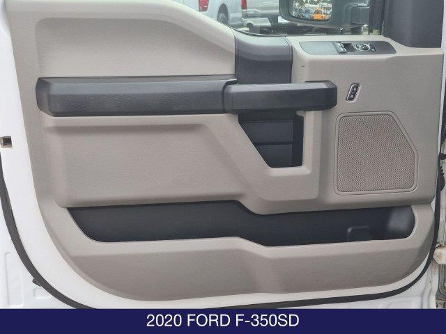 2020 Ford F-350 - $27,995