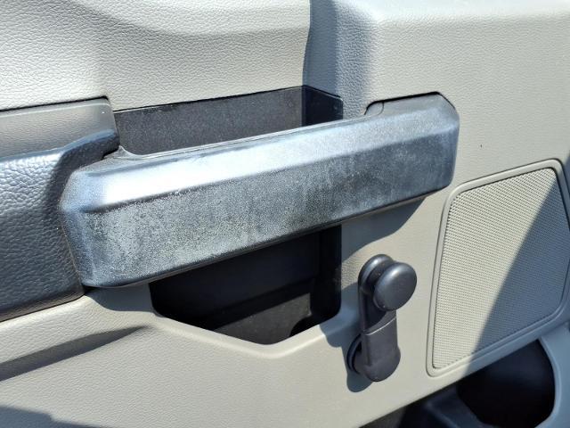 2017 Ford F-350 - $30,797