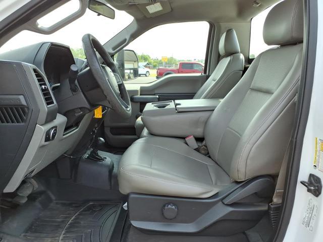 2017 Ford F-350 - $30,797