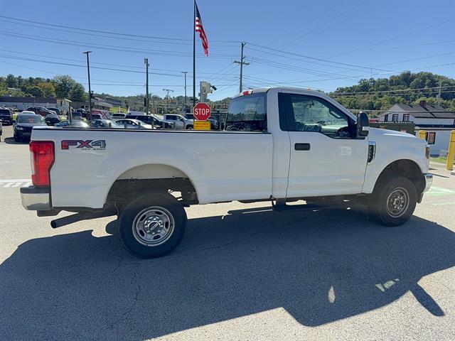 2018 Ford F-350 - $24,888