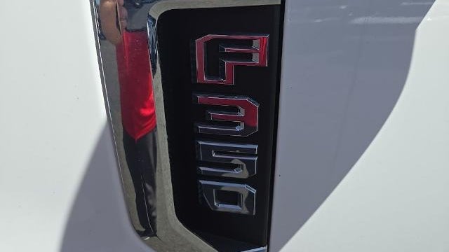 2022 Ford F-350 Super Duty XL