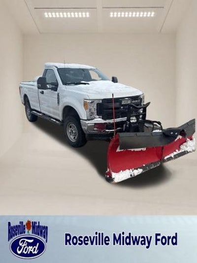 2017 Ford F-350 Super Duty 4X4 XL 2DR Regular Cab 8 FT. LB SRW Pickup