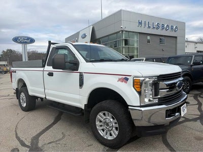 2017 Ford F-350 Super Duty 4X4 XL 2DR Regular Cab 8 FT. LB SRW Pickup