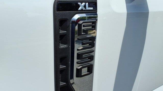 2024 Ford F-350 Super Duty XL