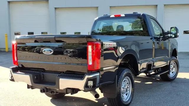 2023 Ford F-350 Super Duty XL