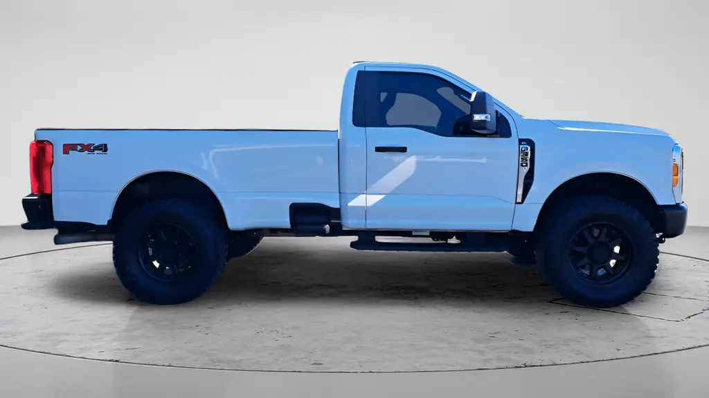2023 Ford F-350 Super Duty XL