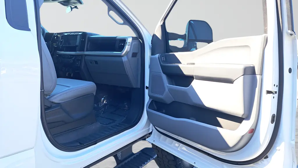2023 Ford F-350 Super Duty XL