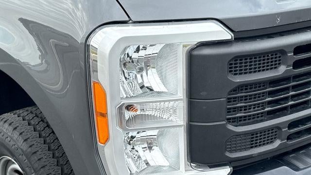 2023 Ford F-350 Super Duty XL