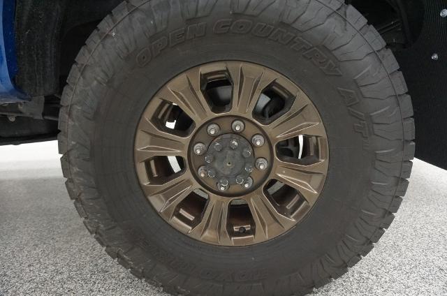 2022 Ford F-350 - $38,999