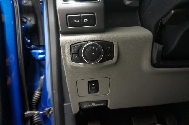 2022 Ford F-350 - $38,999