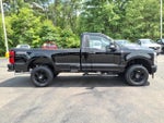 2025 F-350 Super Duty Thumbnail 2