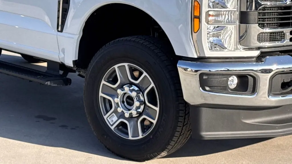 2025 Ford F-350 Super Duty XL