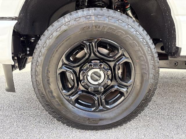 2025 Ford F-350 - $49,900