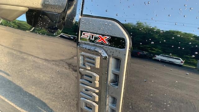2025 Ford F-350 Super Duty XL