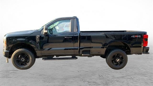 2025 Ford F-350 Super Duty XL