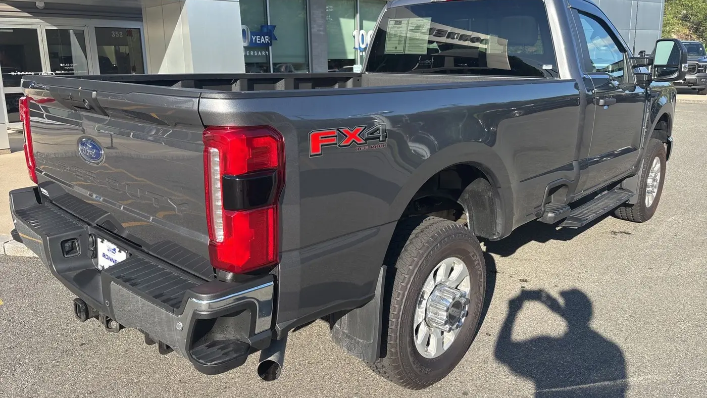 2024 Ford F-350 Super Duty XL