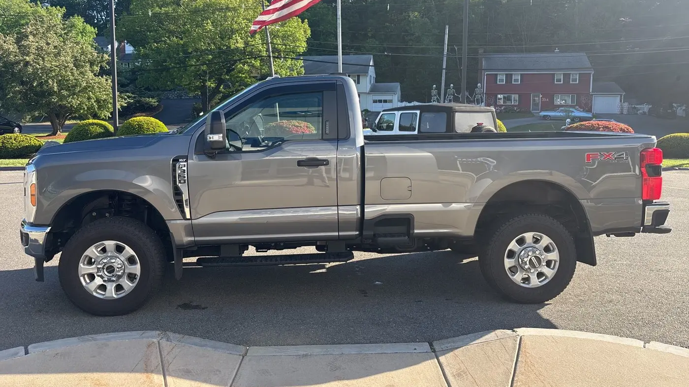 2024 Ford F-350 Super Duty XL