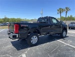 2025 F-350 Super Duty Thumbnail 4