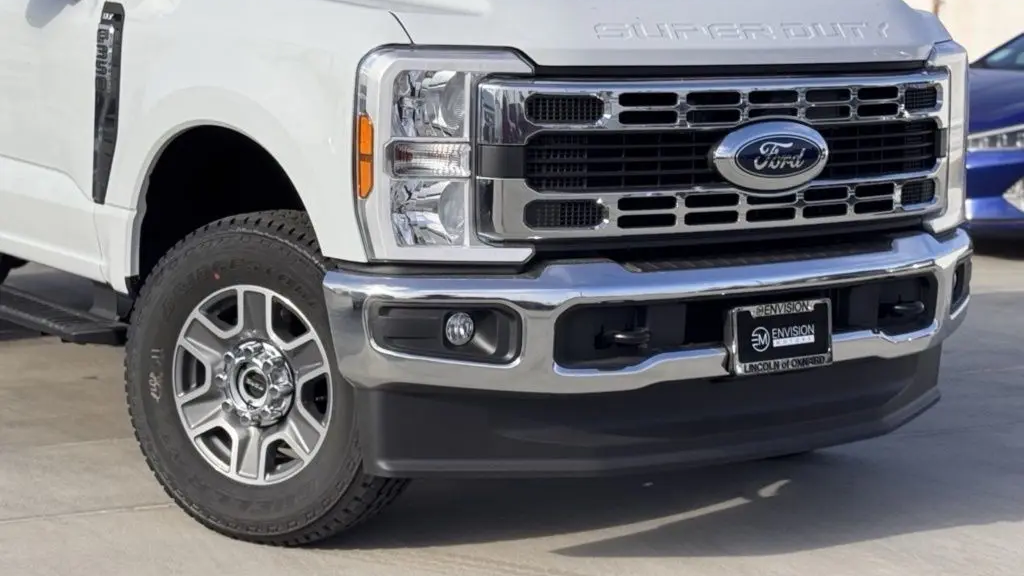 2025 Ford F-350 Super Duty XL