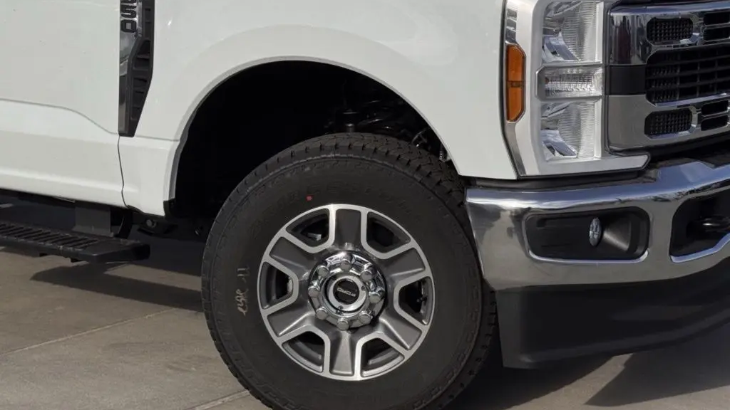 2025 Ford F-350 Super Duty XL