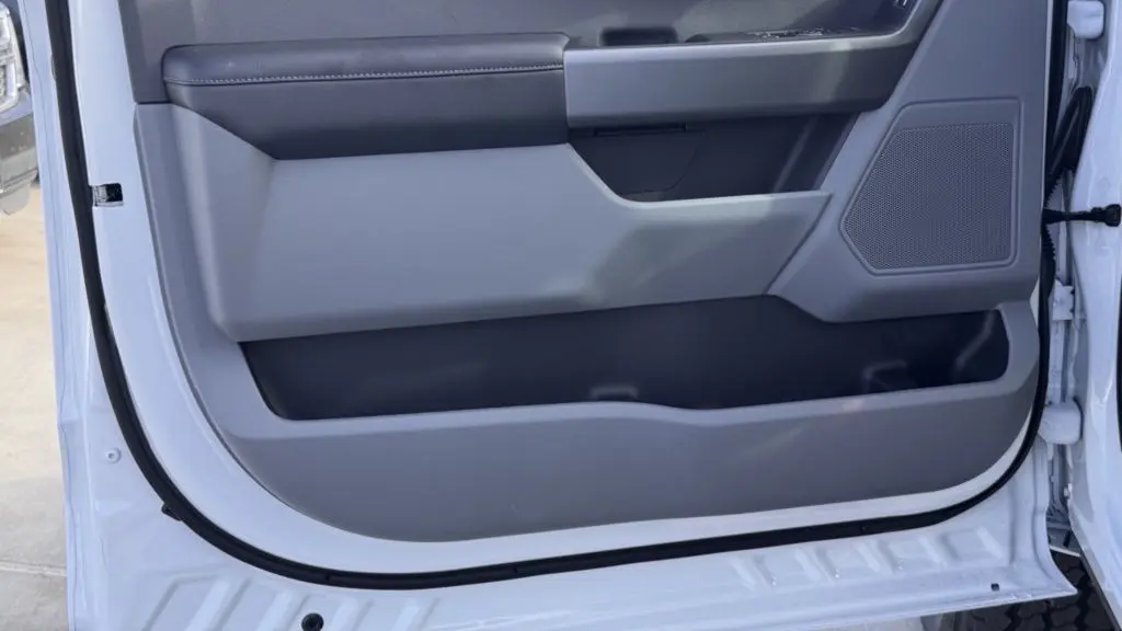 2025 Ford F-350 Super Duty XL