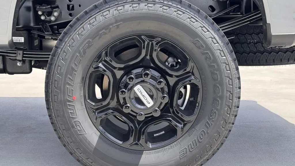 2025 Ford F-350 Super Duty XL