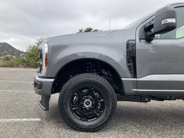 2025 Ford F-350 - $50,947