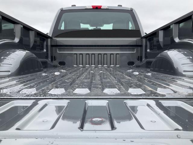2025 Ford F-350 - $50,947