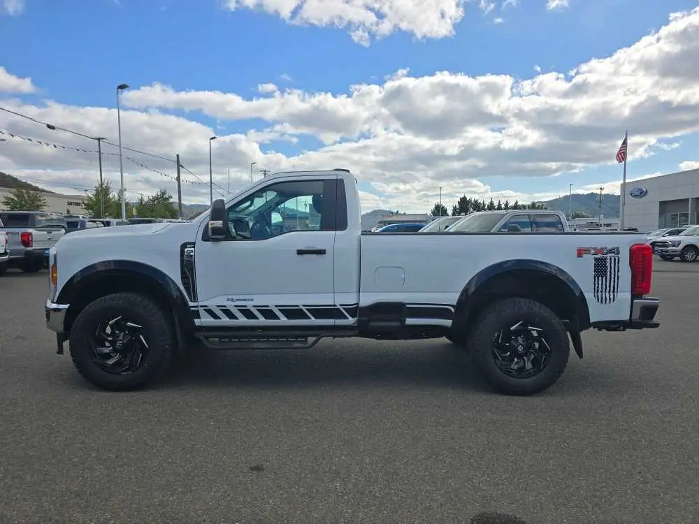 2025 Ford F-350 - $54,250