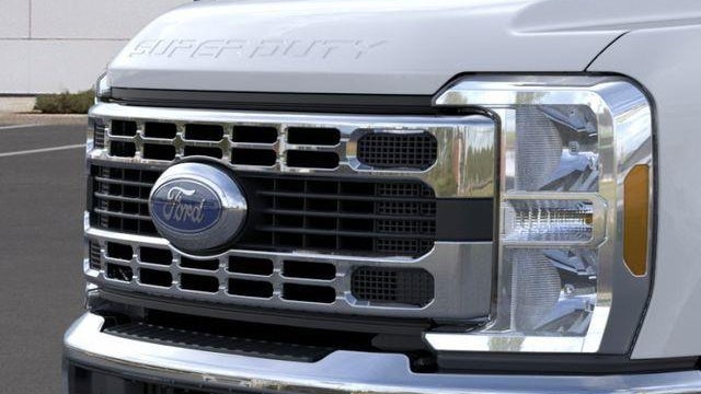 2026 Ford F-350 Super Duty XLT