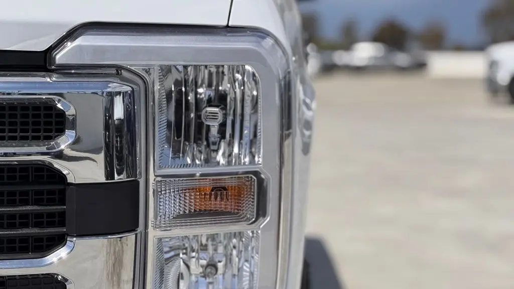 2025 Ford F-350 Super Duty XL