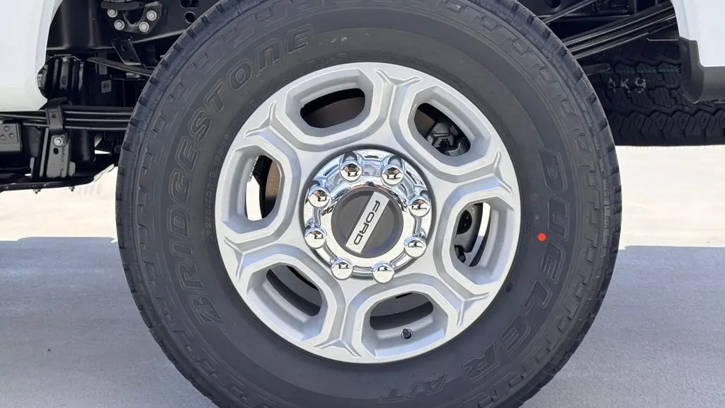 2025 Ford F-350 Super Duty XL