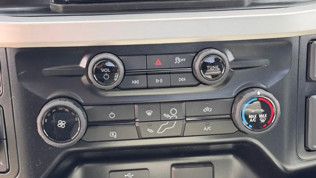 2025 Ford F-350 Super Duty XL