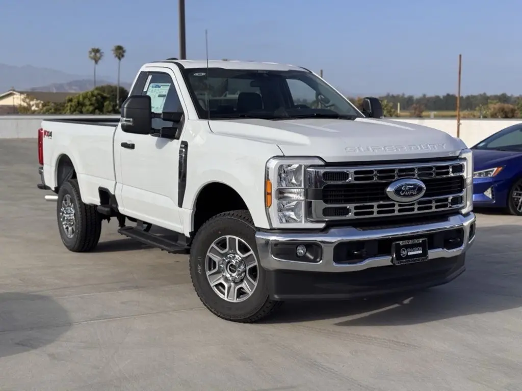 2025 Ford F-350 Super Duty XLT — photo 1 of 12