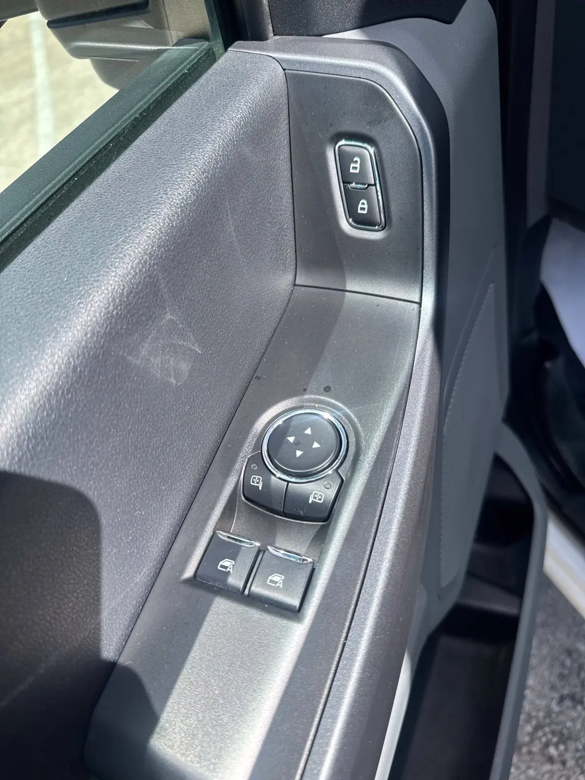 2025 Ford F-350 - $46,500
