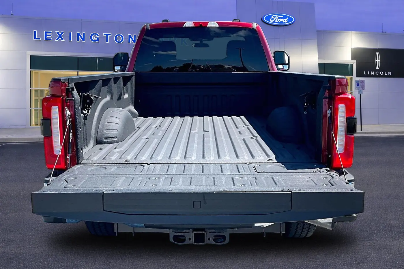 2025 Ford F-350 - $50,900