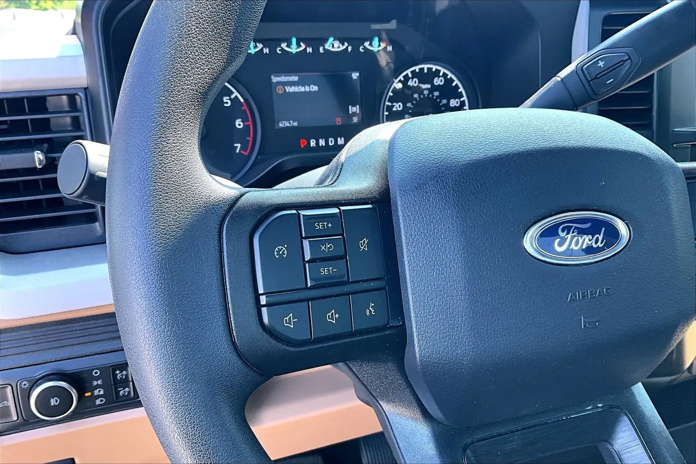 2025 Ford F-350 - $50,900