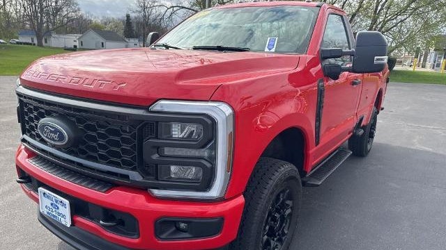 2025 Ford F-350 Super Duty XL