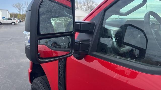 2025 Ford F-350 Super Duty XL