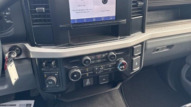2025 Ford F-350 Super Duty XL