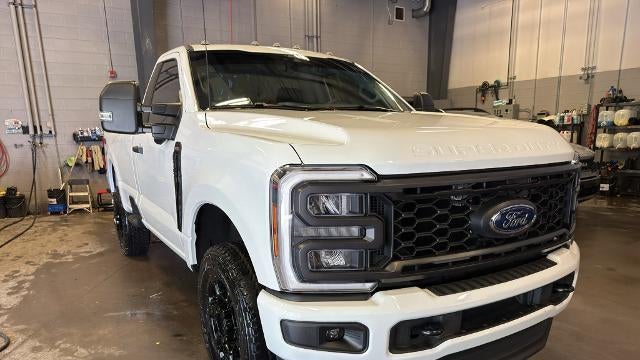 2025 Ford F-350 Super Duty XL