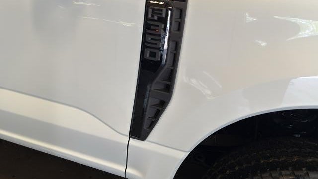 2025 Ford F-350 Super Duty XL