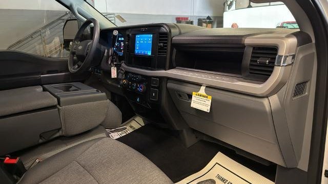 2025 Ford F-350 Super Duty XL