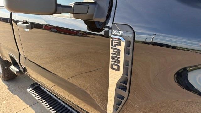 2023 Ford F-350 Super Duty XL