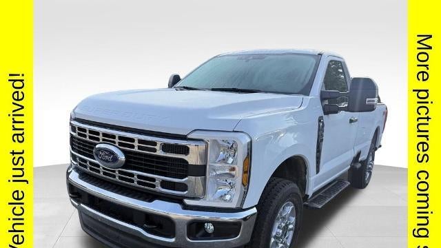 2025 Ford F-350 Super Duty XL