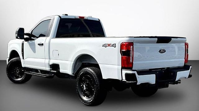 2025 Ford F-350 Super Duty XL