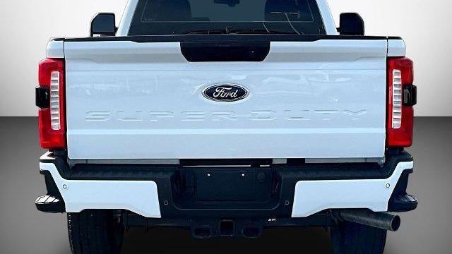 2025 Ford F-350 Super Duty XL