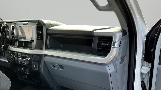 2025 Ford F-350 Super Duty XL
