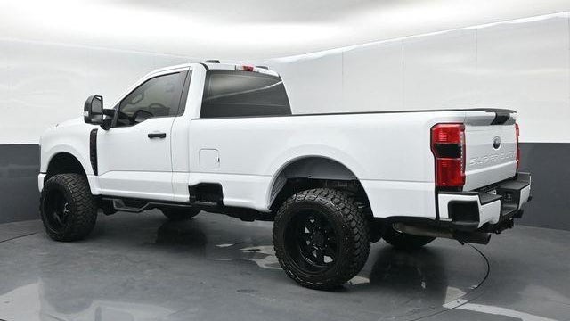 2025 Ford F-350 Super Duty XLT